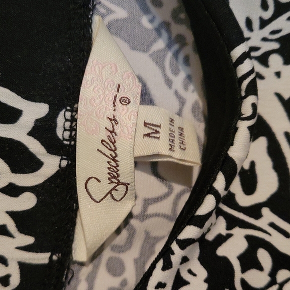 SPEECHLESS / M / PRINT - Picture 2 of 8